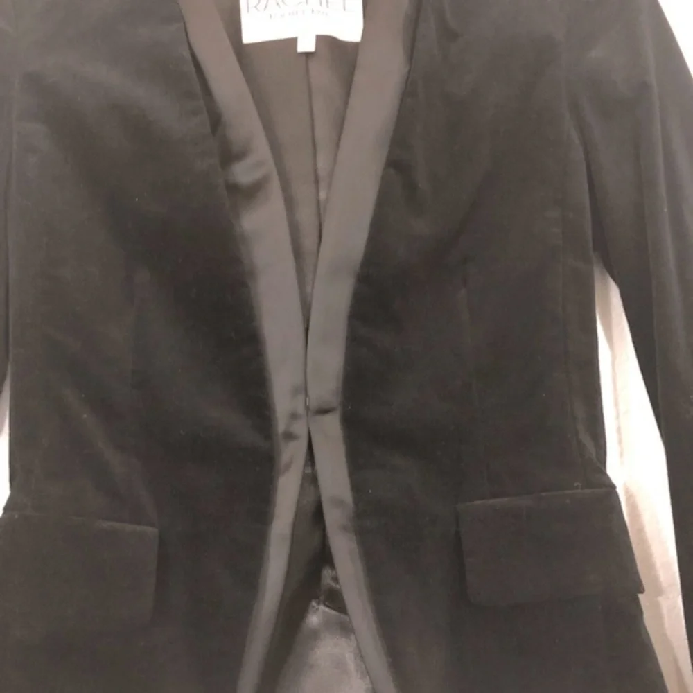 Rachel Roy black slim fit velvet luxe elegant blazer with satin lapel size 0 new